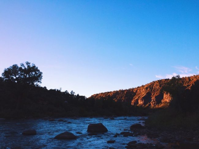 Animas-River-Sunrise-Duranglers-Flies-and-Supplies-Andy-McKinley-photo.jpg